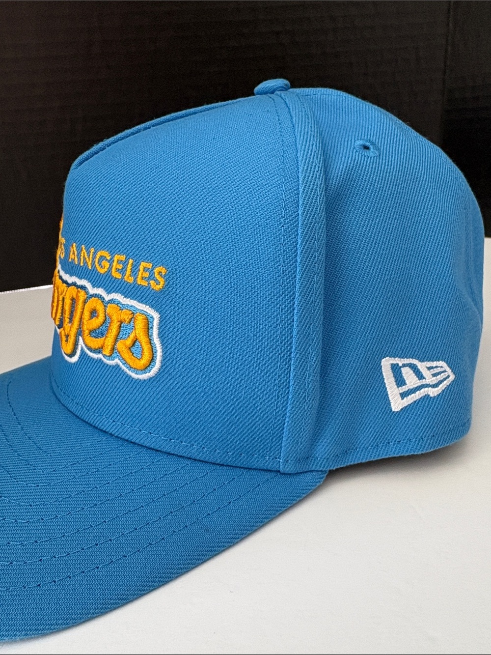 Men's New Era Powder Blue Los Angeles Chargers A-Frame 9FIFTY Snapback Hat - Picture 4 of 9